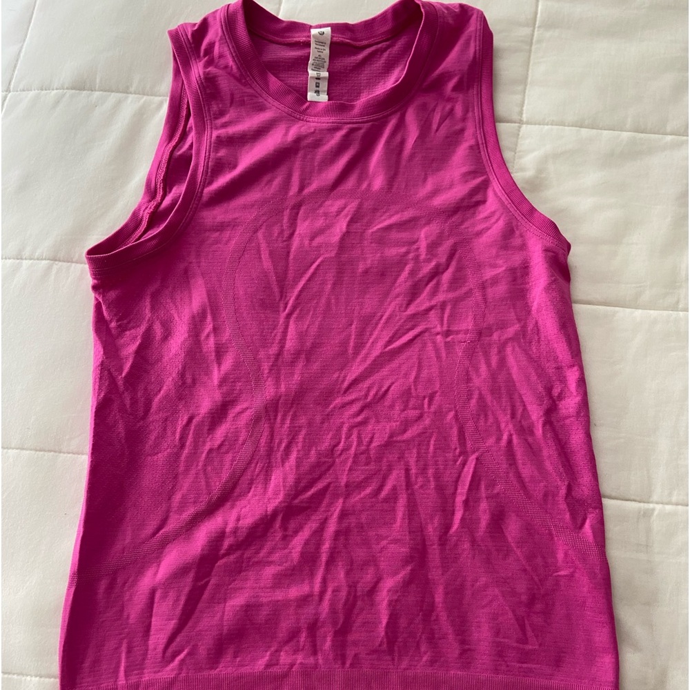 LULULEMON SIZE 2 SONIC PINK MUSCLE TANK